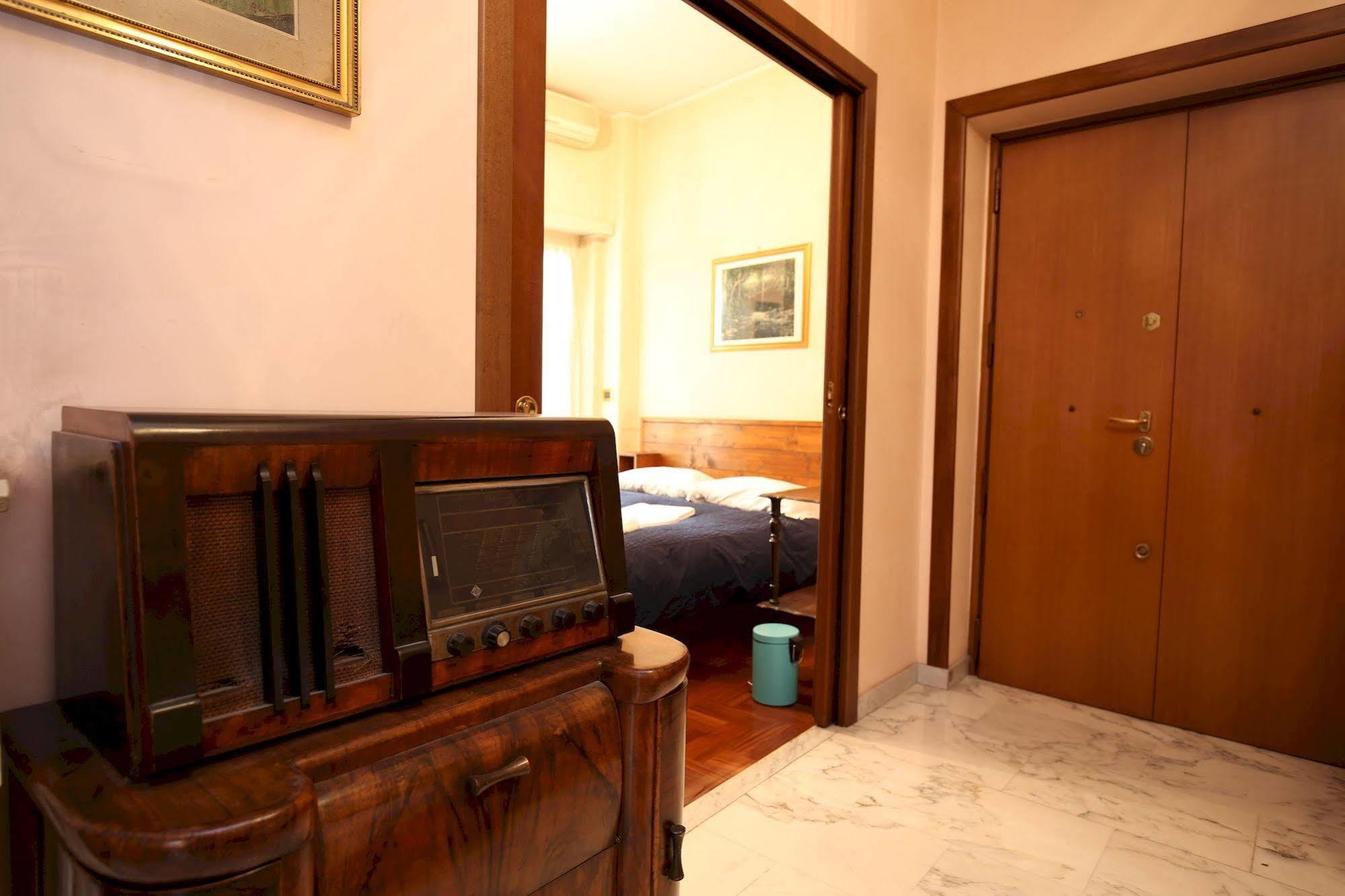 Anastasio II Bed & Breakfast Roma Esterno foto